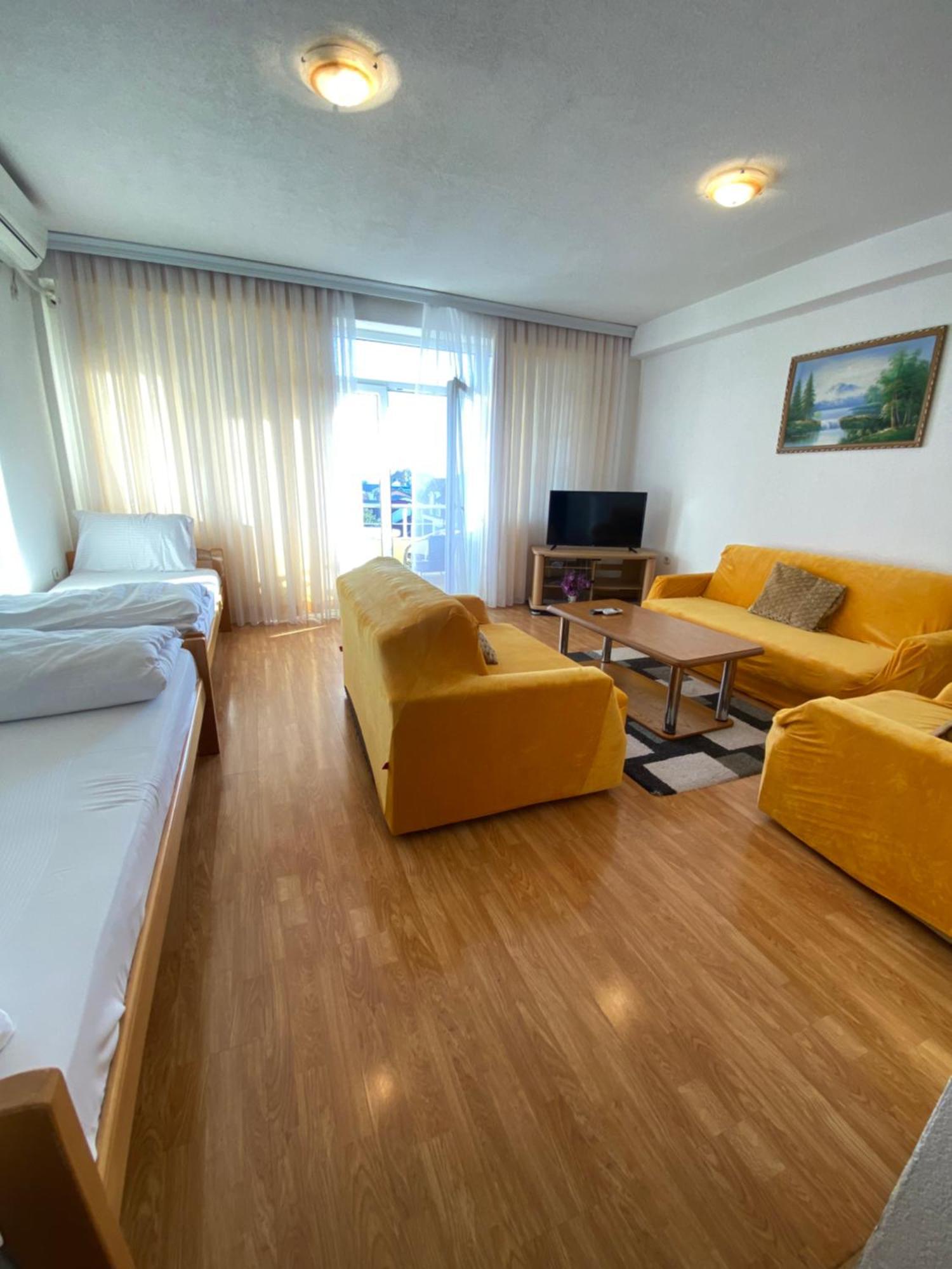 Hotel Venecia Apartments Struga Dış mekan fotoğraf